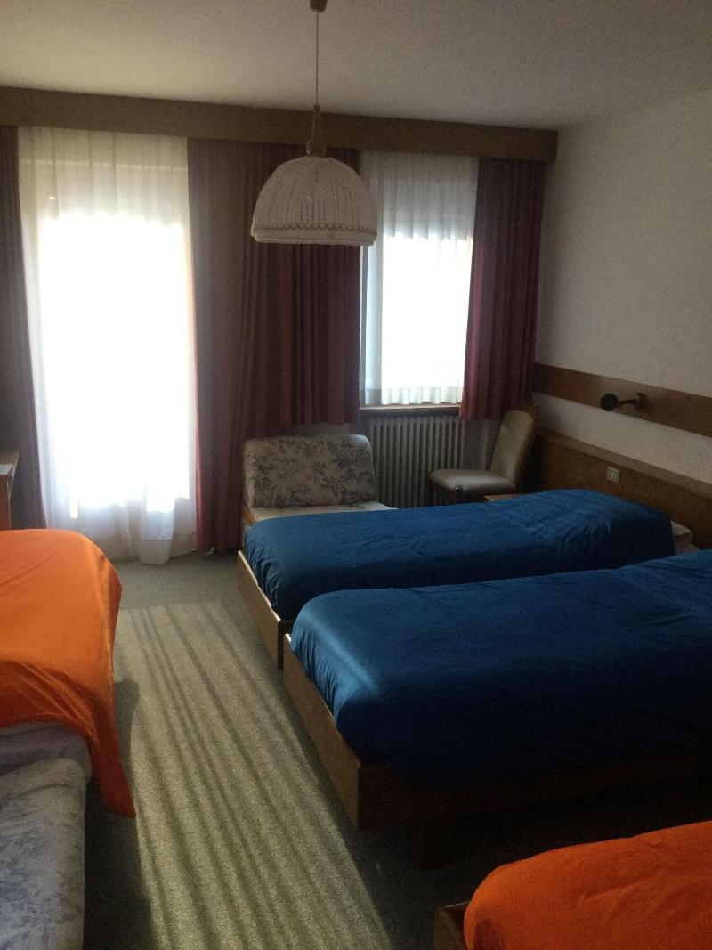 Hotel Alpenrose Alleghe Bagian luar foto